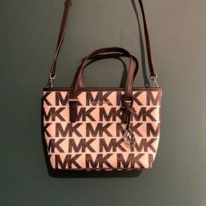 Small Michael Kors Jet Set Travel bag